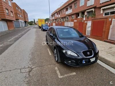Używany Seat Leon Stylance 105 KM (77 kW) 2008 Czarny Hatchback