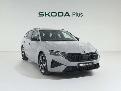 Usado Skoda Octavia RS 265 CV (194 kW) 2025 Gris Familiar