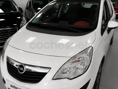 Usado Opel Meriva Selective 95 CV (69 kW) 2012 Blanco Monovolumen