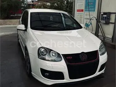Usado VW Golf V GTI 200 CV (147 kW) 2007 Blanco Berlina