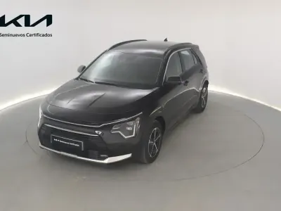 Usado Kia Niro 129 CV (94 kW) 2024 Negro SUV