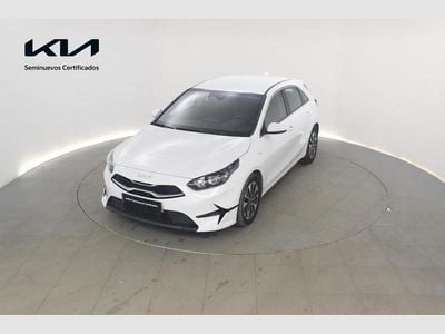 Usado Kia Ceed 101 CV (74 kW) 2025 Blanco Utilitario