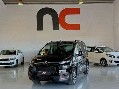 Usado Citroën Berlingo Shine 131 CV (96 kW) 2019 Negro Monovolumen