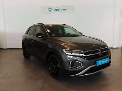 Usado VW T-Roc 116 CV (85 kW) 2025 Gris SUV
