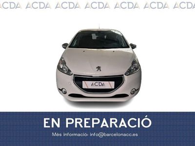 usado Peugeot 208 ALLURE 1.2L PureTech 82 cv