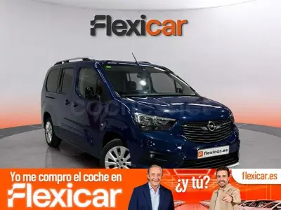 Usado Opel Combo Life 131 CV (96 kW) 2022 Azul Monovolumen