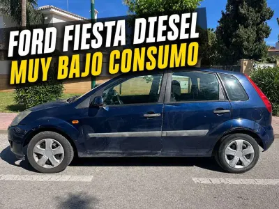 Usado Ford Fiesta Ambiente 68 CV (50 kW) 2006 Azul Utilitario