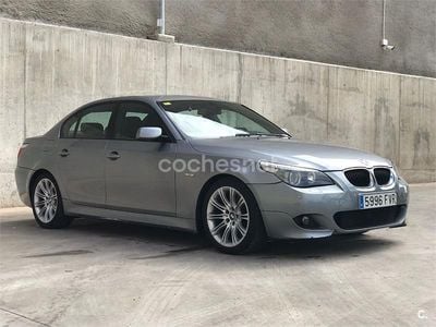 Gris / plata Usado 2006 BMW 520 Berlina | 7800 € (Precio justo)