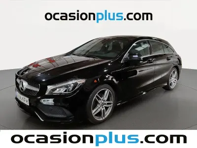 Usado Mercedes CLA200 Shooting Brake AMG 156 CV (114 kW) 2017 Negro Familiar