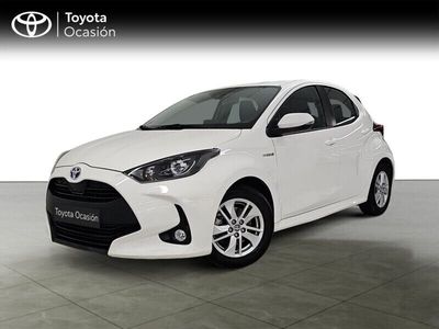 Usado Toyota Yaris Active 116 CV (85 kW) 2024 Blanco Utilitario