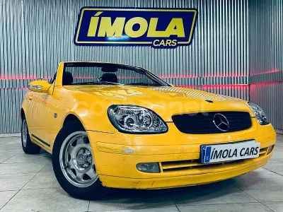 Usado Mercedes SLK200 136 CV (100 kW) 1999 Amarillo Descapotable
