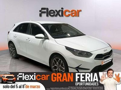 Usado Kia Ceed 120 CV (88 kW) 2024 Blanco Utilitario
