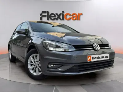 Usado VW Golf VII Advance 116 CV (85 kW) 2019 Gris Berlina