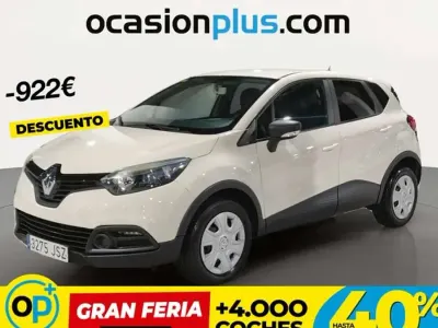 Usado Renault Captur Life 90 CV (66 kW) 2016 Beige SUV