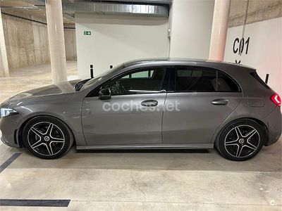 Usado Mercedes A180 136 CV (100 kW) 2021 Gris / plata Berlina