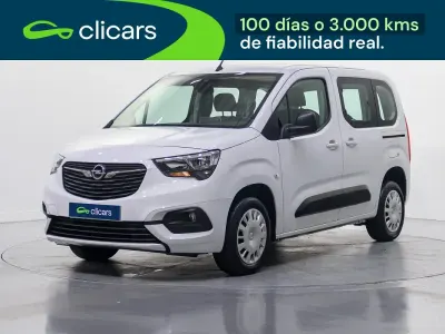 Usado Opel Combo Life Business Edition 100 HP (73 kW) 2022 Branco Van