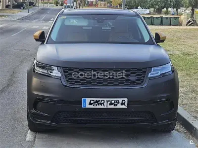 Usado Land Rover Range Rover Velar R-Dynamic 240 CV (176 kW) 2017 Negro SUV