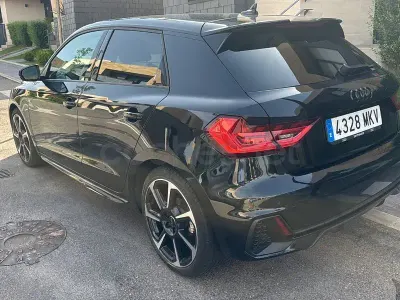 Usado Audi A1 150 CV (110 kW) 2025 Negro SUV
