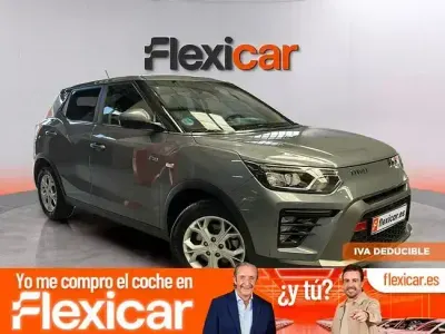 Usado SsangYong Tivoli 135 CV (99 kW) 2024 Gris SUV