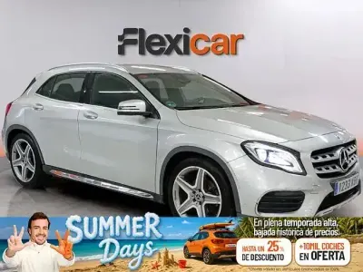 Usado Mercedes GLA220 AMG line 177 CV (130 kW) 2017 Gris SUV