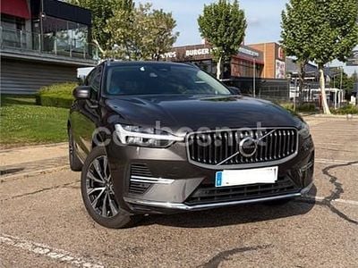 Käytetty Volvo XC60 Ultimate 350 HP (257 kW) 2022 Harmaa Katumaasturi