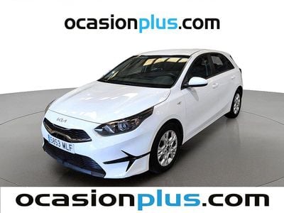 Usado Kia Ceed 136 CV (100 kW) 2023 Blanco Utilitario
