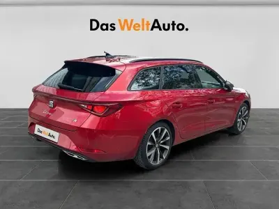 Usado Seat Leon FR 150 CV (110 kW) 2025 Rojo
