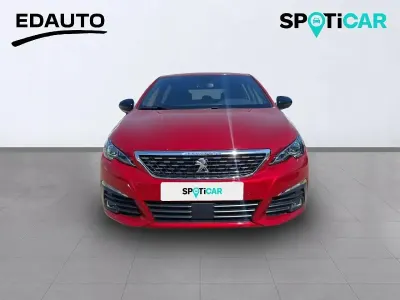 Usado Peugeot 308 GT 130 CV (95 kW) 2021 Rojo Berlina