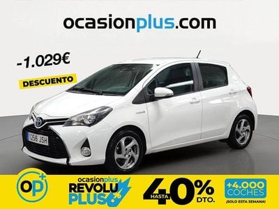Usado Toyota Yaris Hybrid Active 100 CV (73 kW) 2016 Blanco