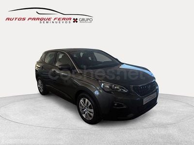 Usado Peugeot 3008 Allure 130 CV (95 kW) 2019 Gris / plata SUV