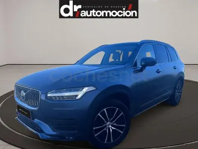 Usado Volvo XC90 Momentum 235 CV (172 kW) 2020 Azul SUV