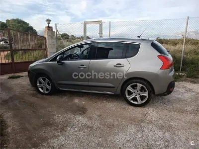 Usado Peugeot 3008 Sport 150 CV (110 kW) 2009 Beige Familiar