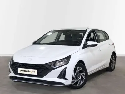 Usado Hyundai i20 84 CV (61 kW) 2024 Blanco Utilitario