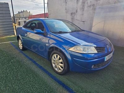 Usado Renault Mégane II Authentique 105 CV (77 kW) 2006 Azul Berlina