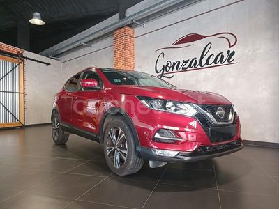 Usado Nissan Qashqai N-Connecta 130 CV (95 kW) 2018 Granate SUV