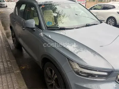Begagnad Volvo XC40 Inscription 262 HK (192 kW) 2020 Grå SUV