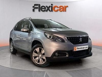 Usado Peugeot 2008 Style 131 CV (96 kW) 2017 Gris SUV