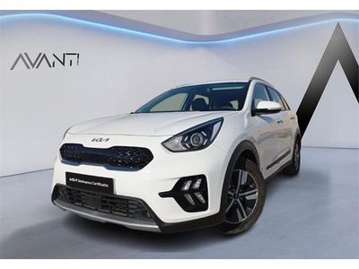 Käytetty Kia Niro 141 HP (103 kW) 2022 Valkoinen Katumaasturi