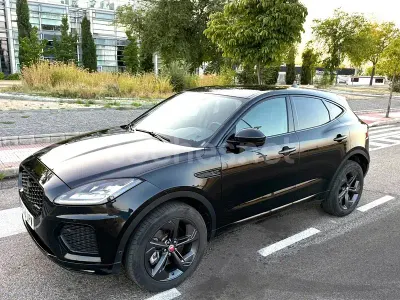 Usado Jaguar E-Pace R-Dynamic 163 CV (119 kW) 2021 Negro SUV