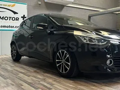Usado Renault Clio IV Expression 90 CV (66 kW) 2013 Negro Berlina