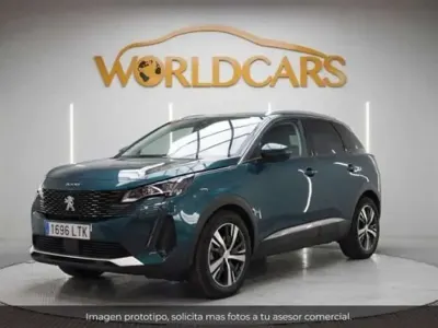 Usado Peugeot 3008 Allure 131 CV (96 kW) 2021 Verde SUV