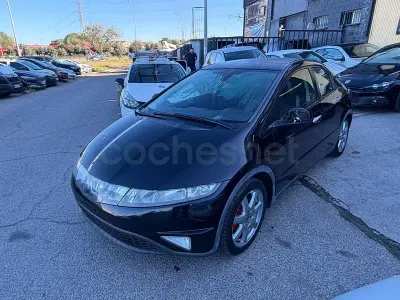 Usado Honda Civic Comfort 140 CV (102 kW) 2007 Negro Berlina