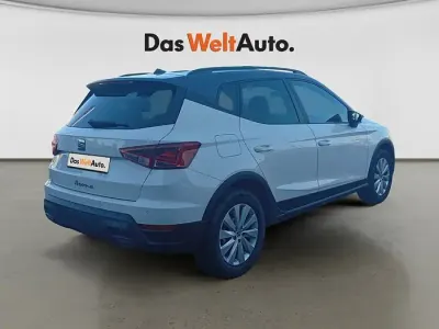 Usado Seat Arona Style 115 CV (84 kW) 2025 Blanco SUV