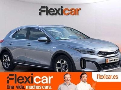 Usado Kia XCeed 120 CV (88 kW) 2023 Gris SUV