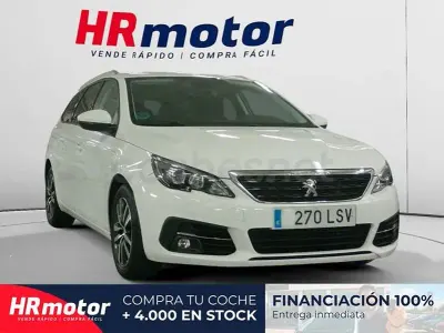 Używany Peugeot 308 SW Style 130 KM (95 kW) 2021 Biały Kombi