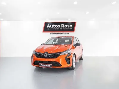 Usado Renault Clio Evolution 91 CV (66 kW) 2024 Naranja Utilitario