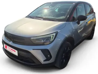 Usado Opel Crossland 110 CV (80 kW) 2023 Gris / plata SUV