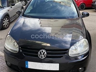 Negro Usado 2007 VW Golf V Highline Berlina | 4500 € (Precio justo)