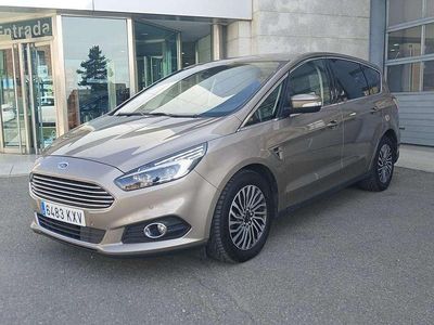 Usado Ford S-MAX Titanium 150 CV (110 kW) 2019 Plateado Monovolumen