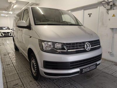 Usado VW Caravelle Trendline 114 CV (83 kW) 2016 Gris / plata Monovolumen